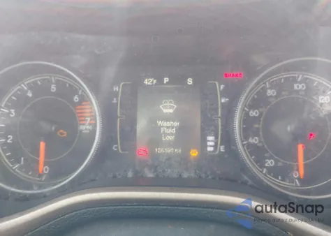 2018 Jeep Cherokee Latitude Fwd z USA, uszkodzony, nr VIN 1C4PJLCB4JD537376